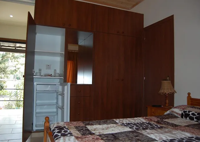Nicos & Olympia Apartments