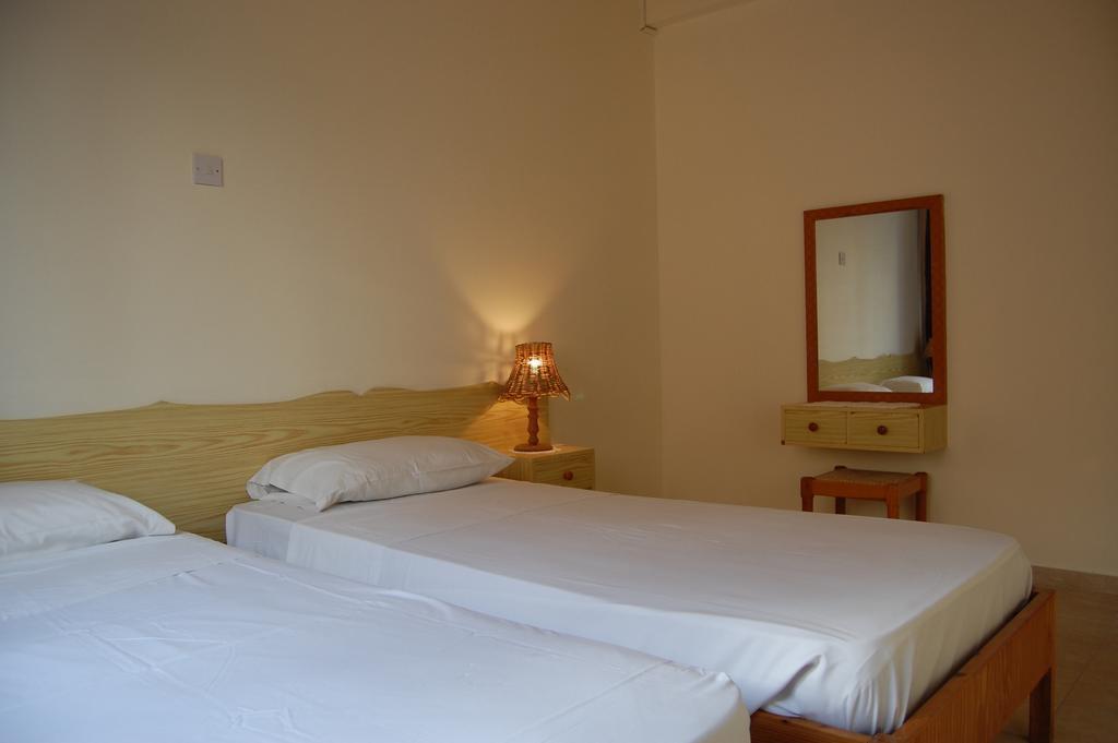 Nicos & Olympia Apartment