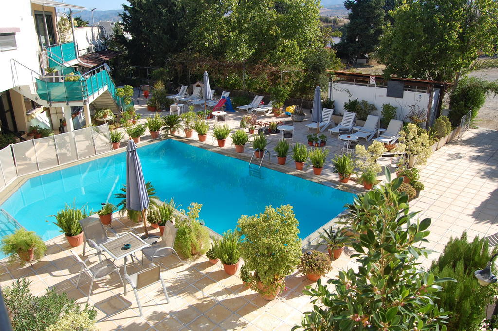 Daire Nicos & Olympia Polis